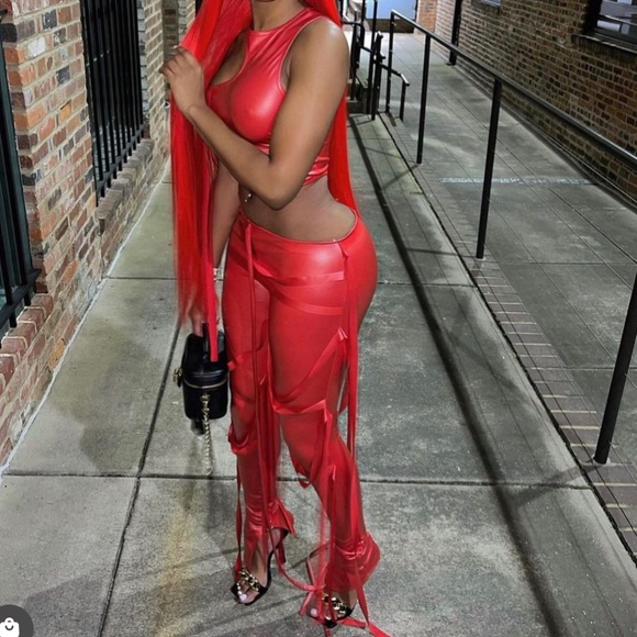 Red Matching Set - Picture 2 of 3